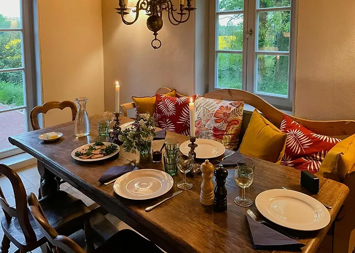 Holiday home Secluded With Garden *