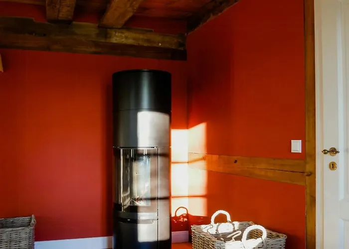 Secluded With Garden Holiday home Iden